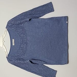 ABERCROMBIE & FITCH Light Blue‎ Lace Trim 3/4 Sleeve Blouse - Size Medium